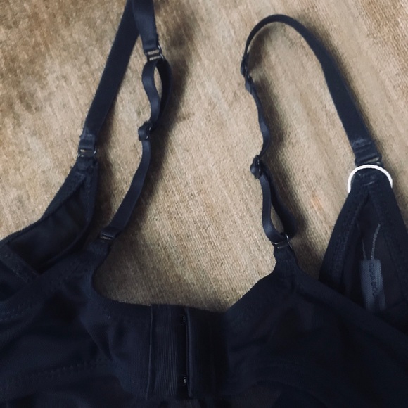 Coulbourne || Sofie Bra - Picture 4 of 4